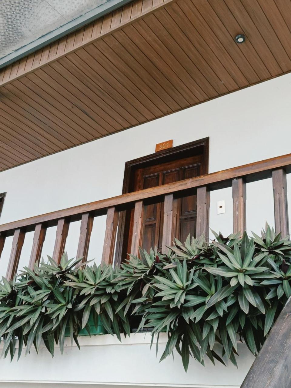 Riverside Plum Garden Villa Хойан Экстерьер фото