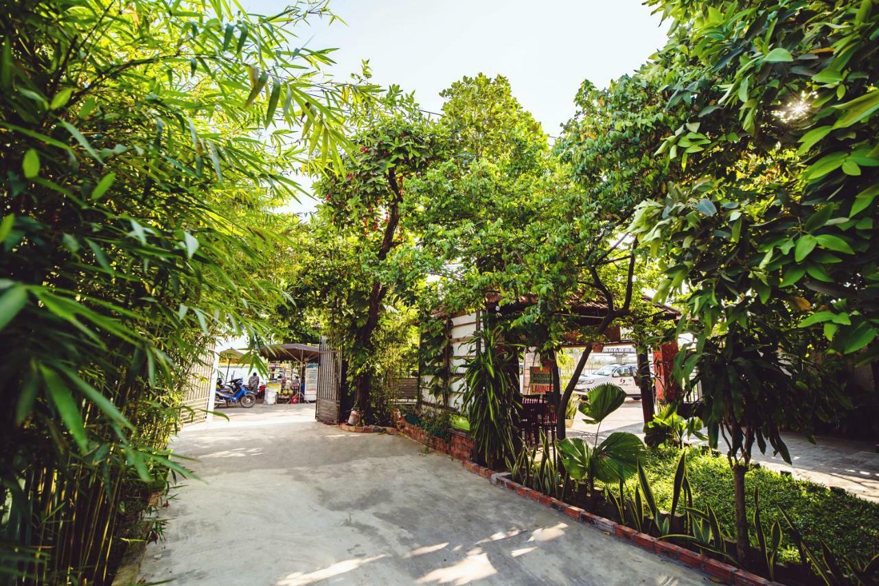 Riverside Plum Garden Villa Хойан Экстерьер фото